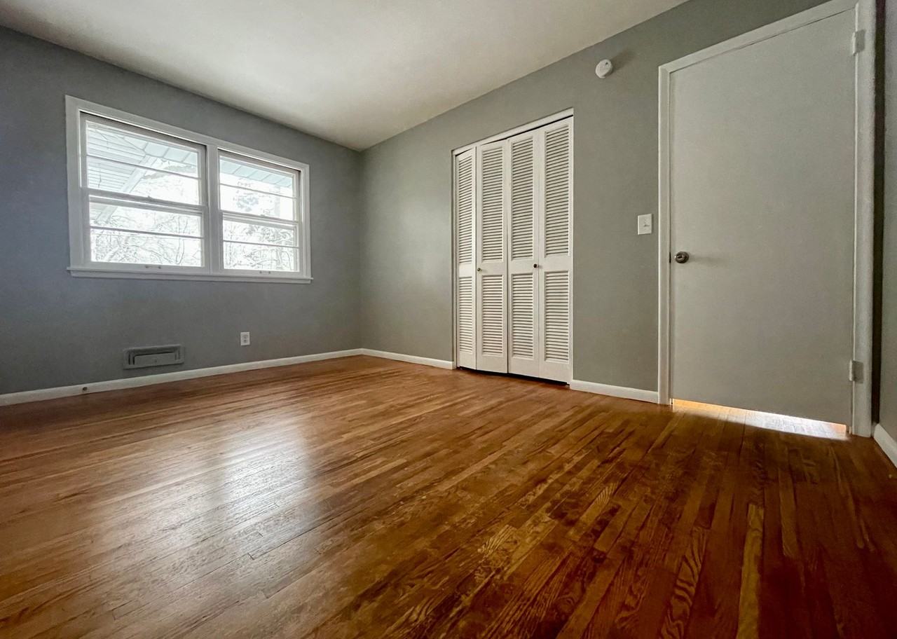 2813 64th Ave N - Photo 3 of 13