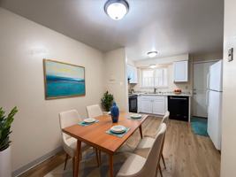 featured image of 4222 Forrest Hill Rd #4