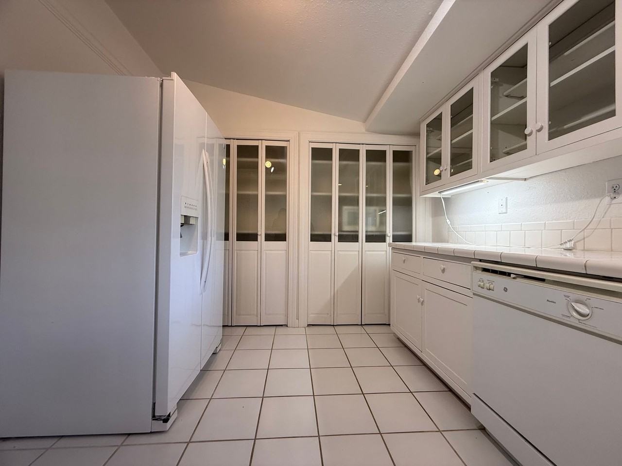 422 Cheyenne Blvd - Photo 7 of 18