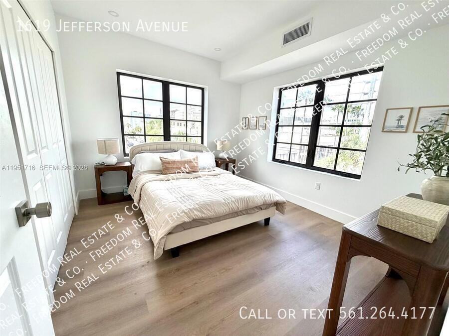 1619 Jefferson Ave - Photo 3 of 6