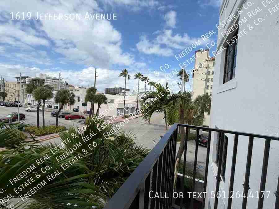1619 Jefferson Ave - Photo 4 of 6
