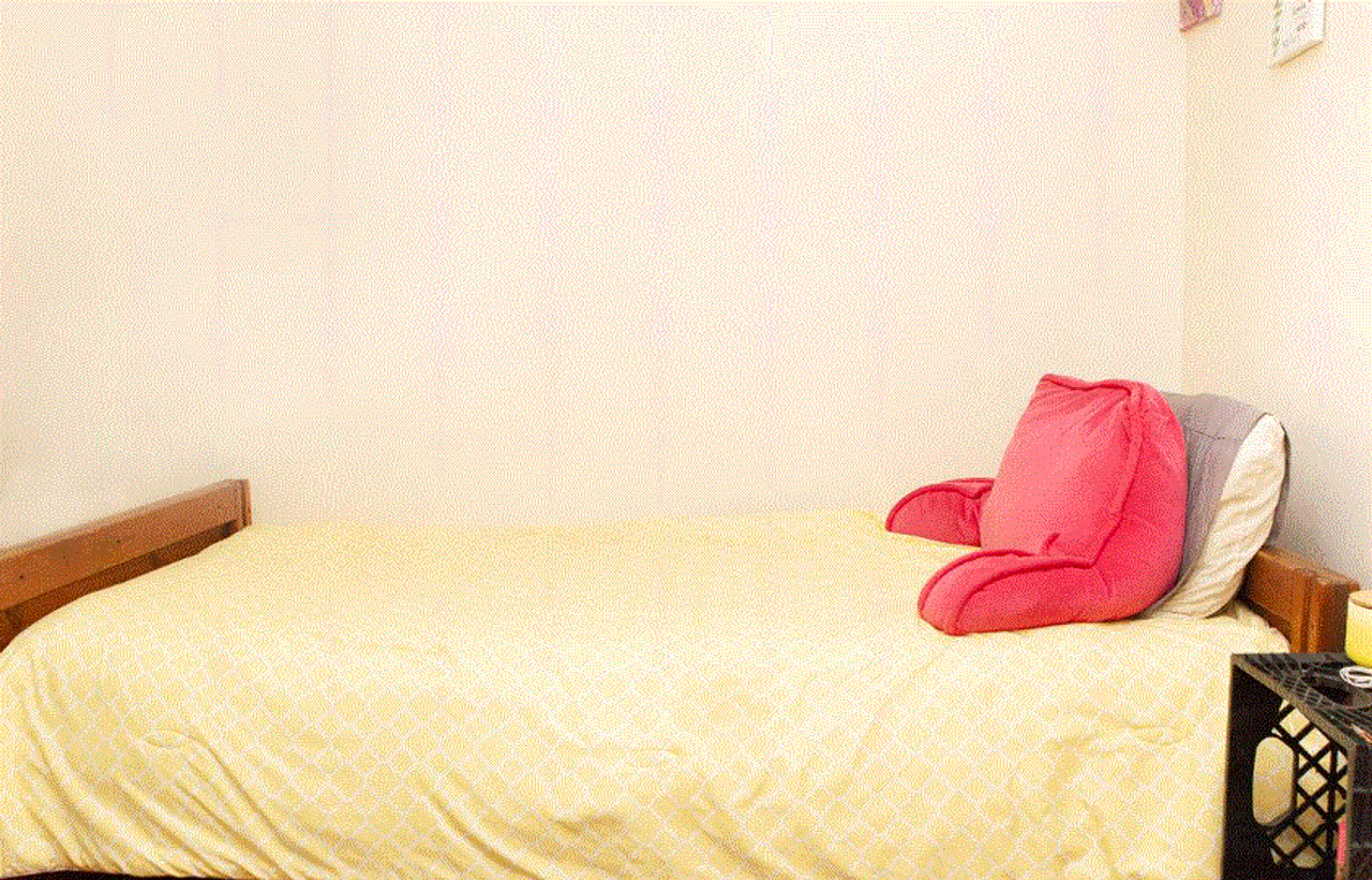 1741 Commonwealth Ave - Photo 5 of 10