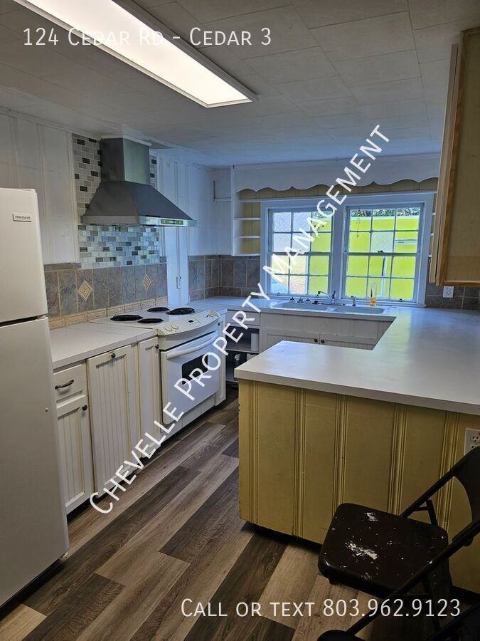 124 Cedar Rd - Photo 6 of 26