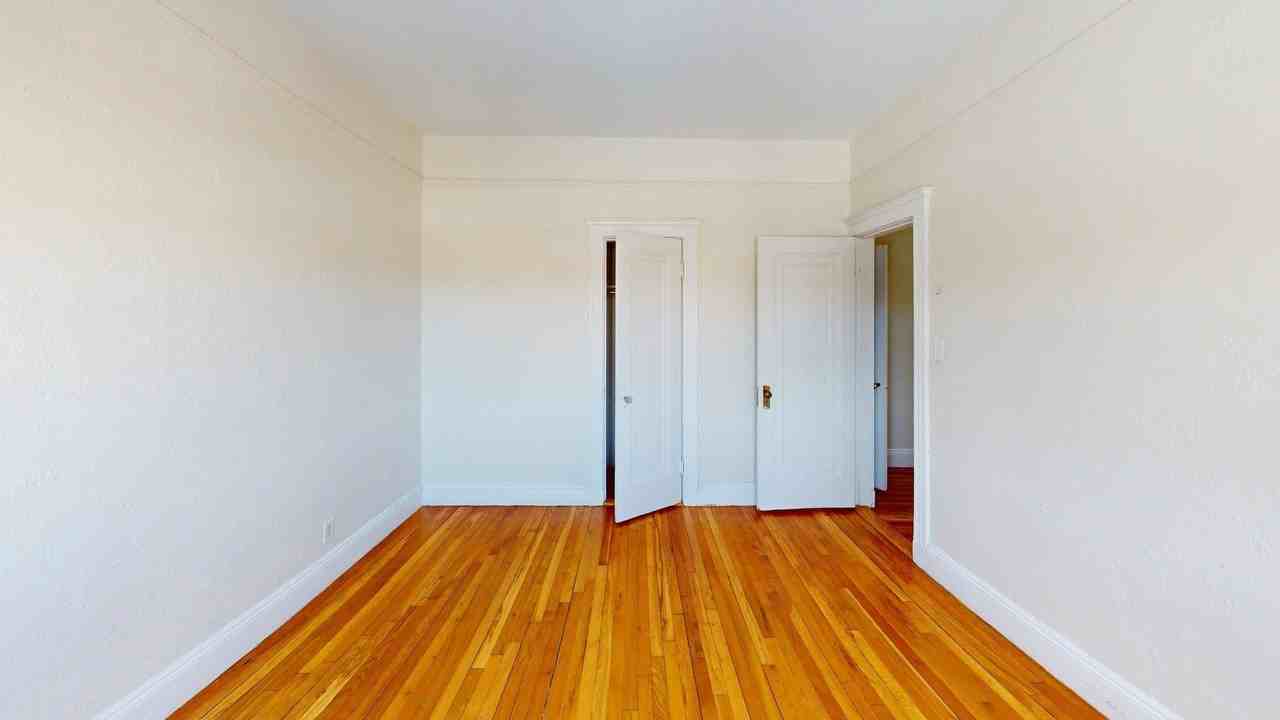 1697 Commonwealth Ave - Photo 6 of 7