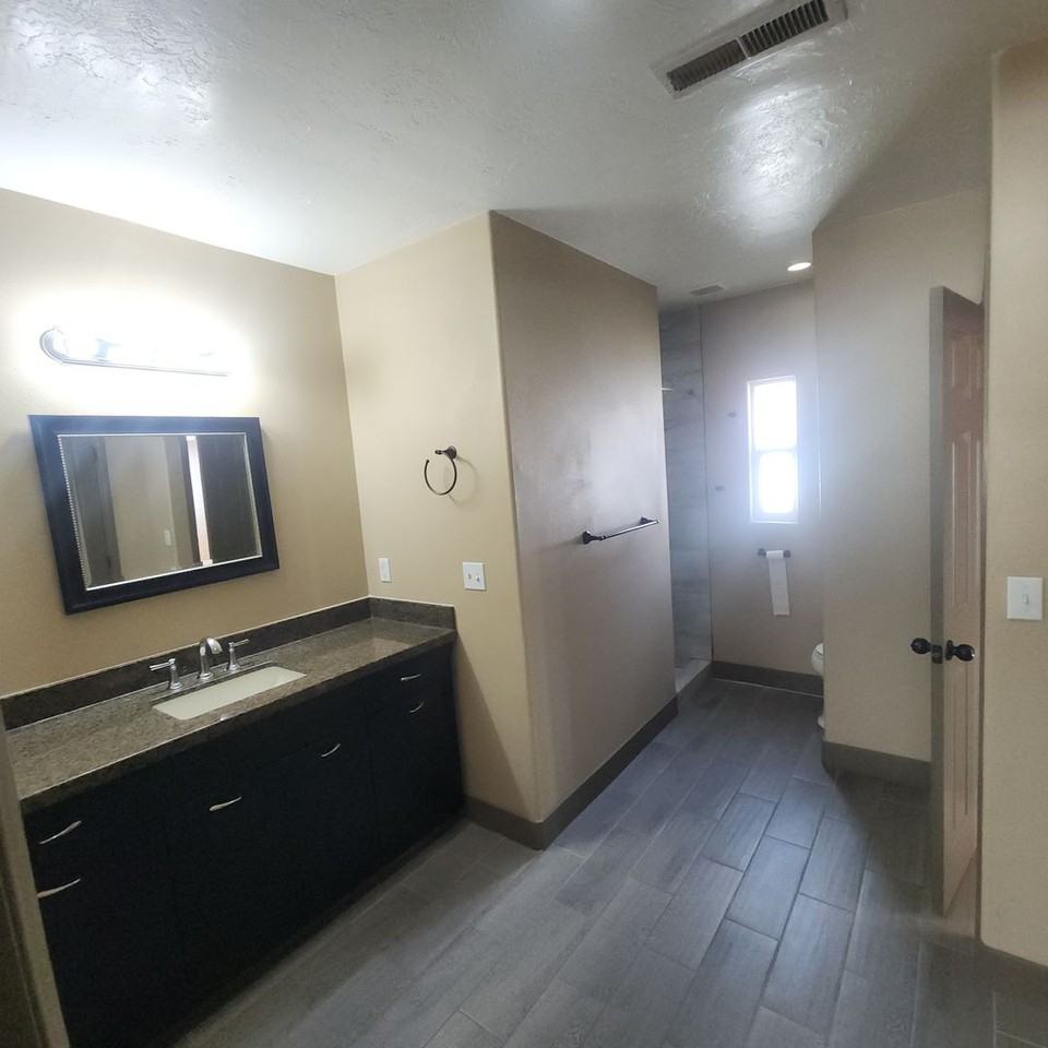 28 W 300 S - Photo 5 of 12