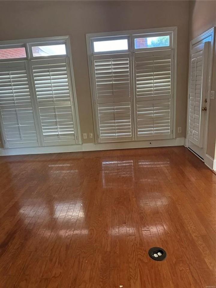 7071 Mid Pines Cir - Photo 3 of 12