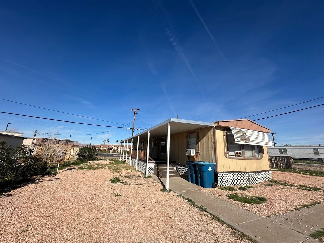 201 Shoshone Ln - Photo 3 of 11