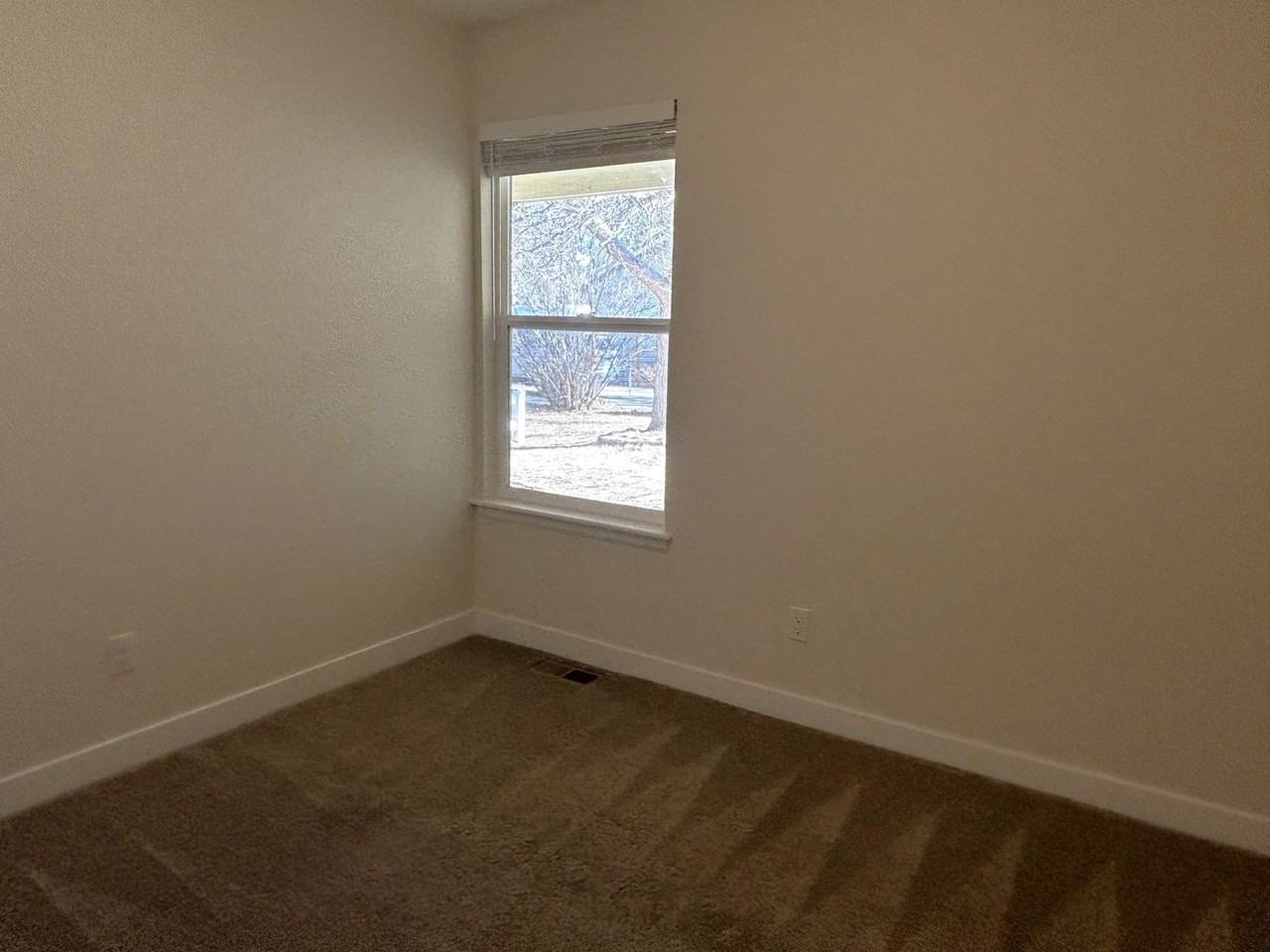 2415 Selenium Ct - Photo 7 of 14