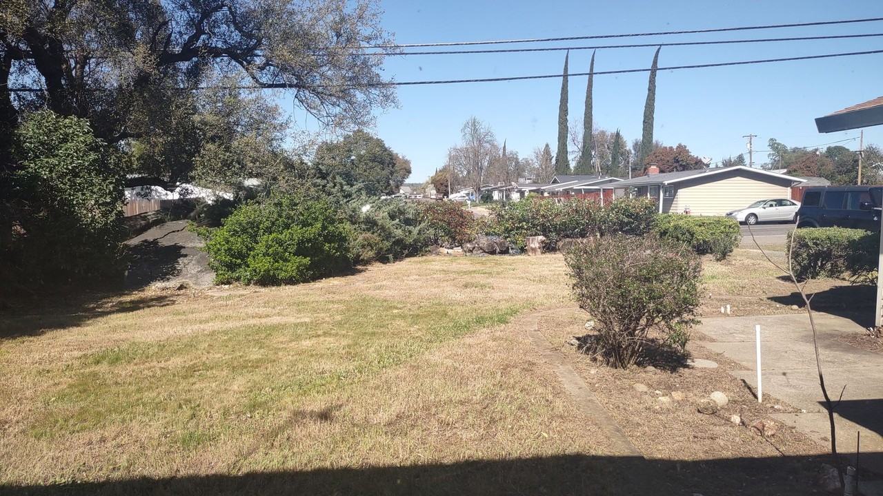 5490 King Rd - Photo 3 of 20