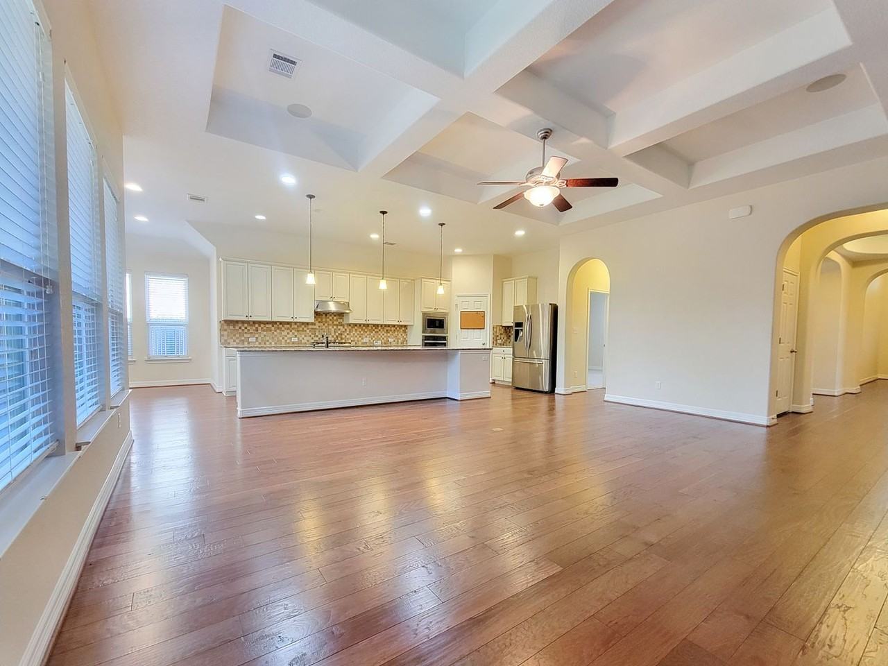 707 Brook Meadow Trl - Photo 4 of 38