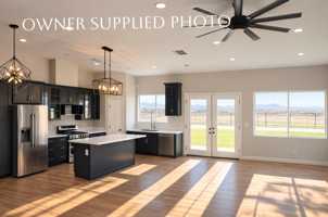 featured image of 1081 Crestview Dr