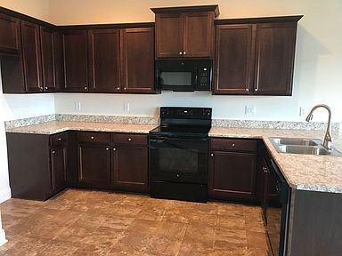 1224 Kellogg Dr - Photo 4 of 8