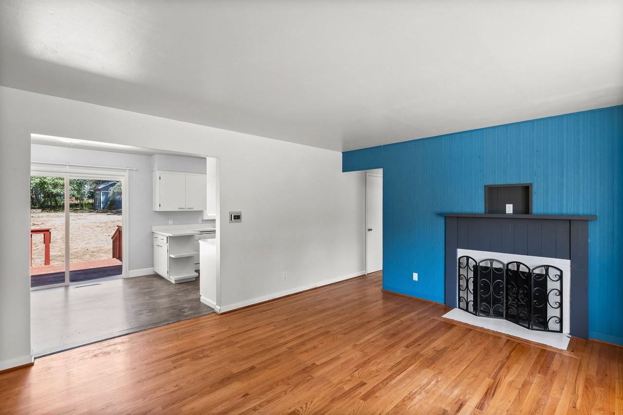 11807 Se Main St - Photo 7 of 22