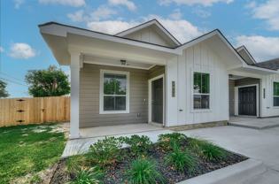 1606 W 5th St - Photo 1 of 1