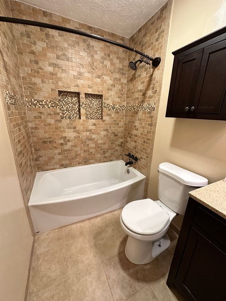 555 Sw Nightingale St - Photo 6 of 13