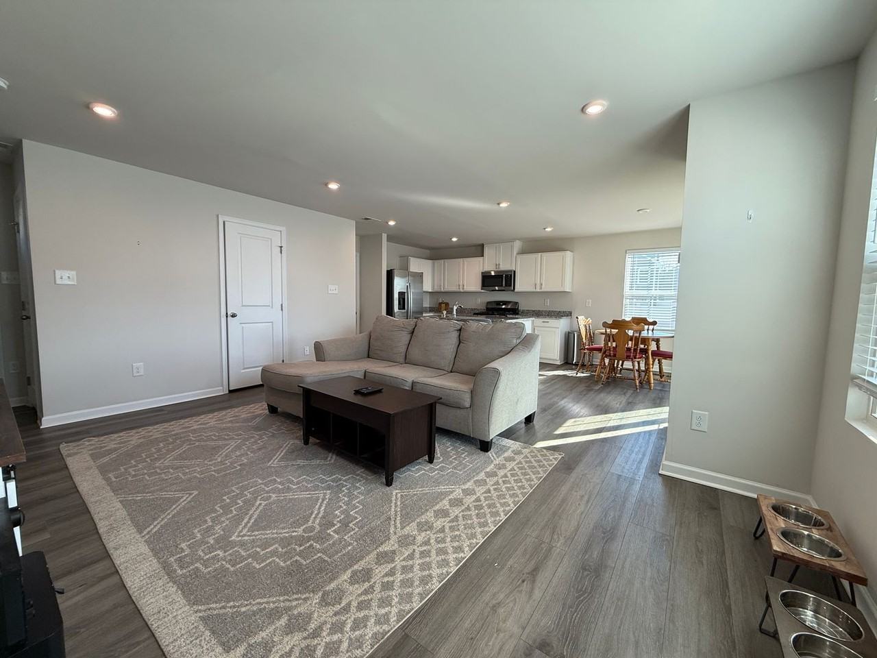 101 Sourgum Ln - Photo 4 of 17