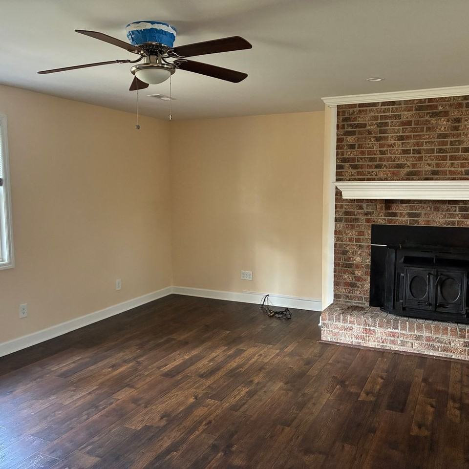 376 Governors Rd Se - Photo 4 of 44