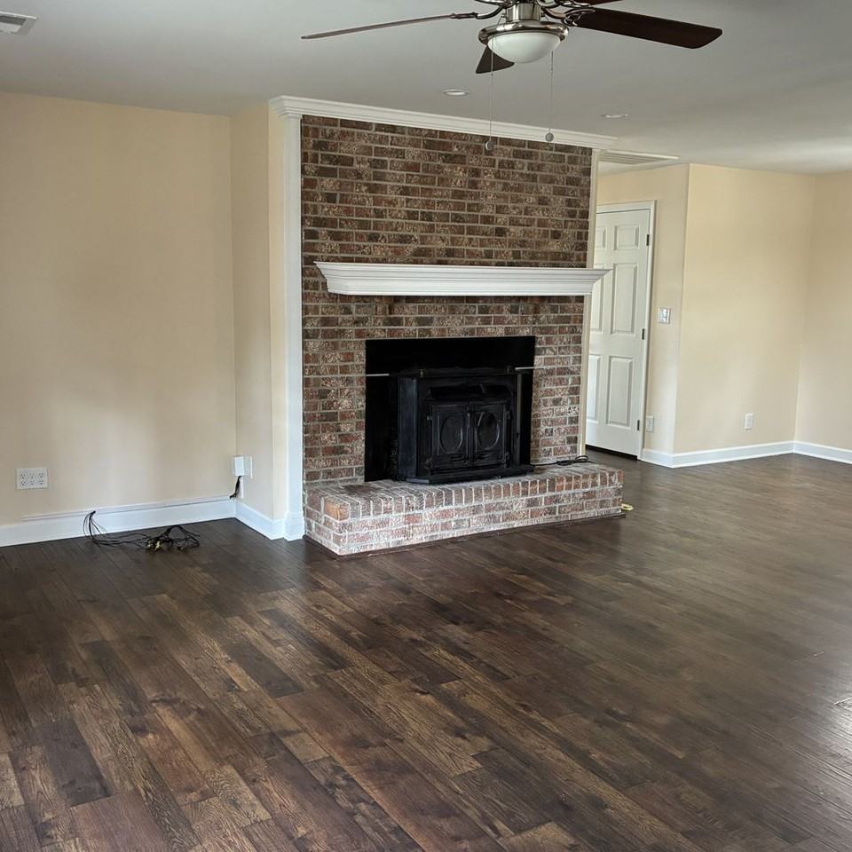 376 Governors Rd Se - Photo 5 of 44