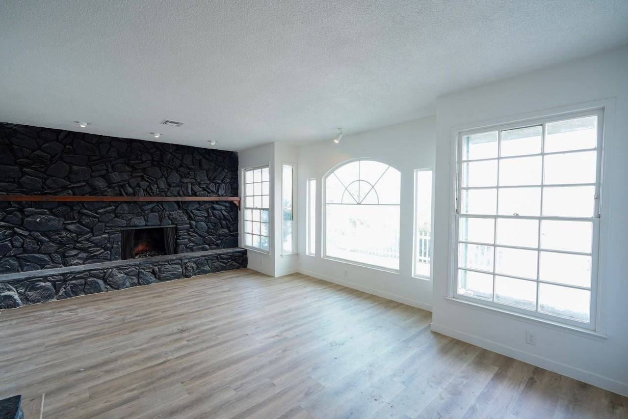 6304 Riley Way - Photo 3 of 26