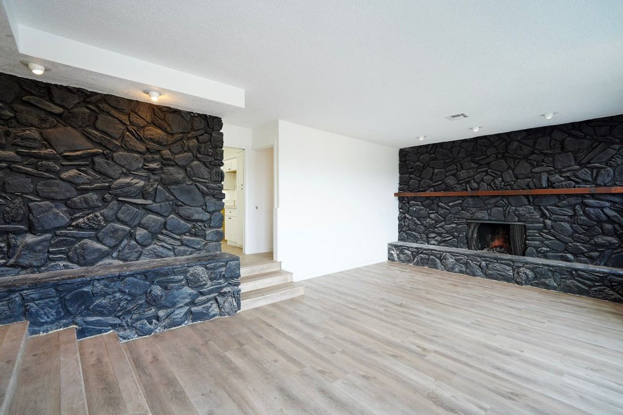 6304 Riley Way - Photo 4 of 26