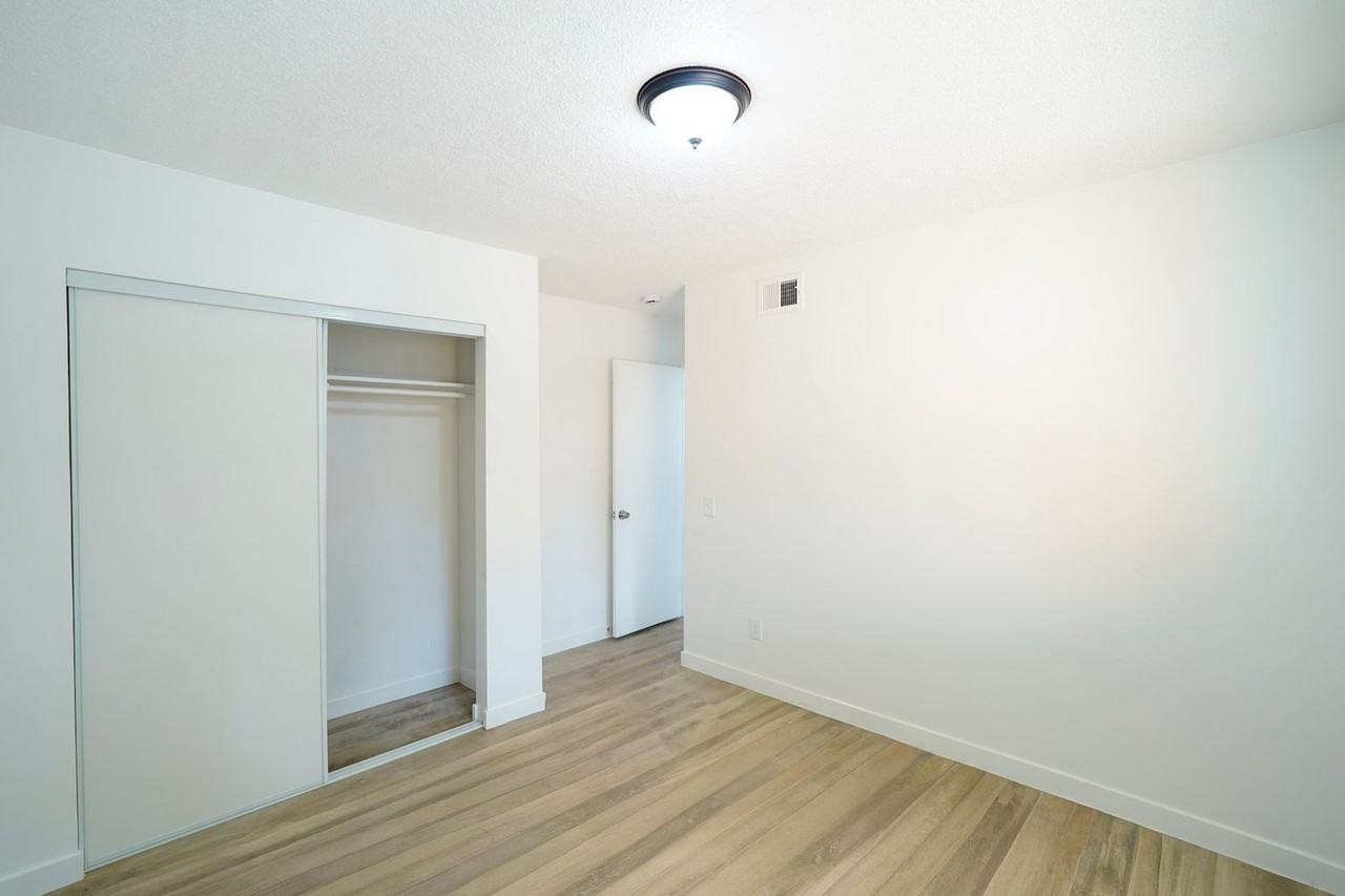 6304 Riley Way - Photo 7 of 26