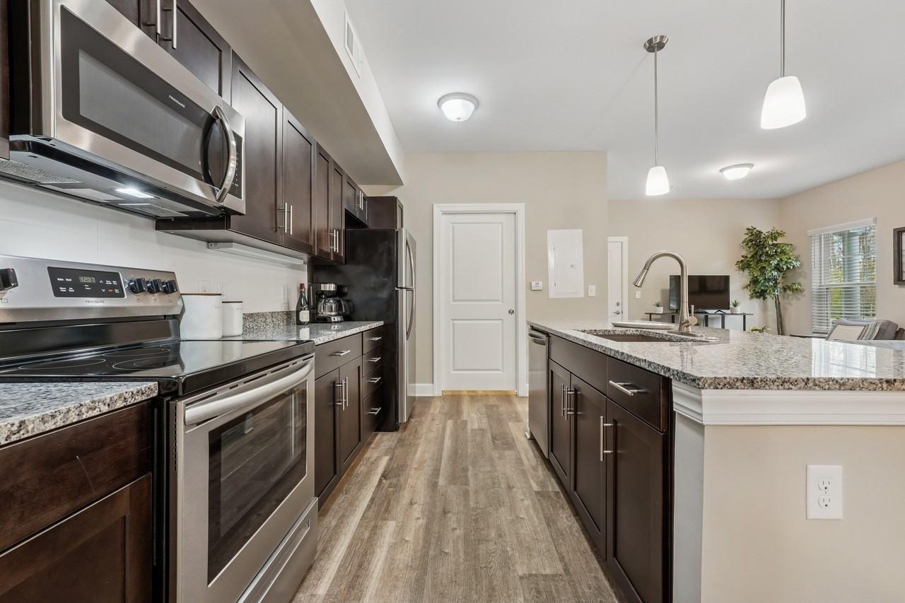 Enclave at Bluffton Park - Photo 4 of 30