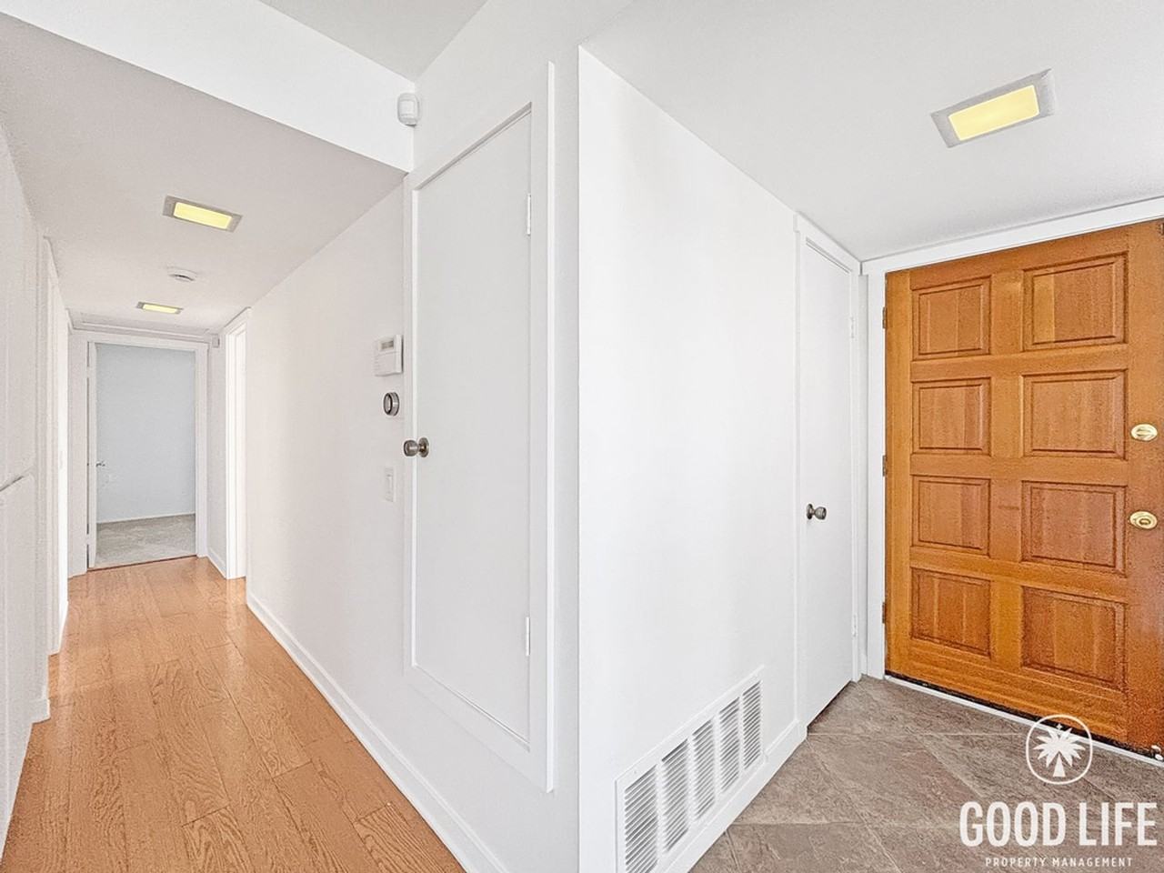 355 Patten St - Photo 4 of 29