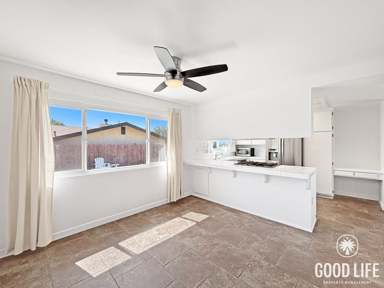 355 Patten St - Photo 6 of 29