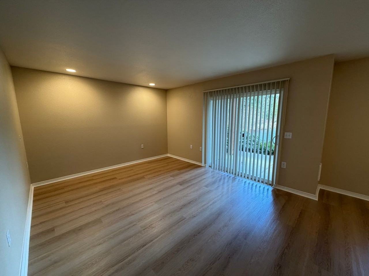 Lakeside Living at The Apartments at Cinnamon Lakes - Photo 3 of 31