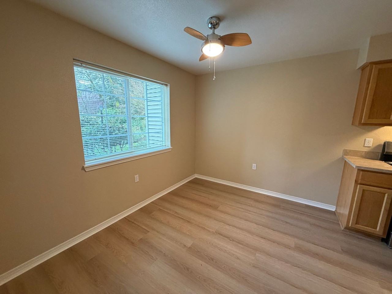 Lakeside Living at The Apartments at Cinnamon Lakes - Photo 6 of 31