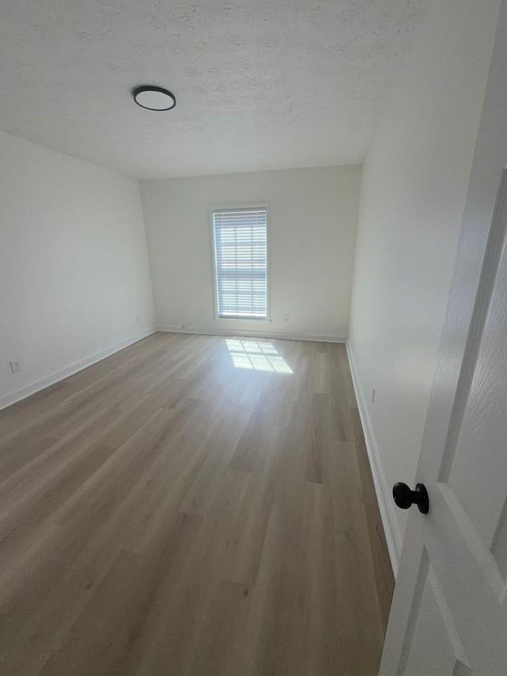 Altair Estates - Photo 5 of 14