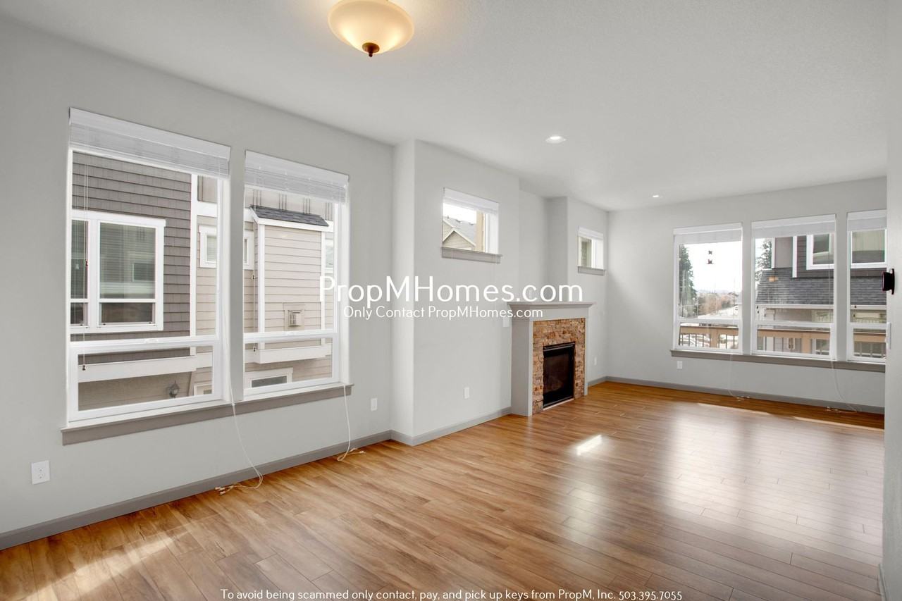 7746 7746 NE Julie Ann Lane - NEW PROPERTY - Photo 3 of 25