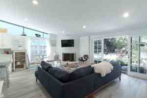 featured image of 1089 Belfast Ln