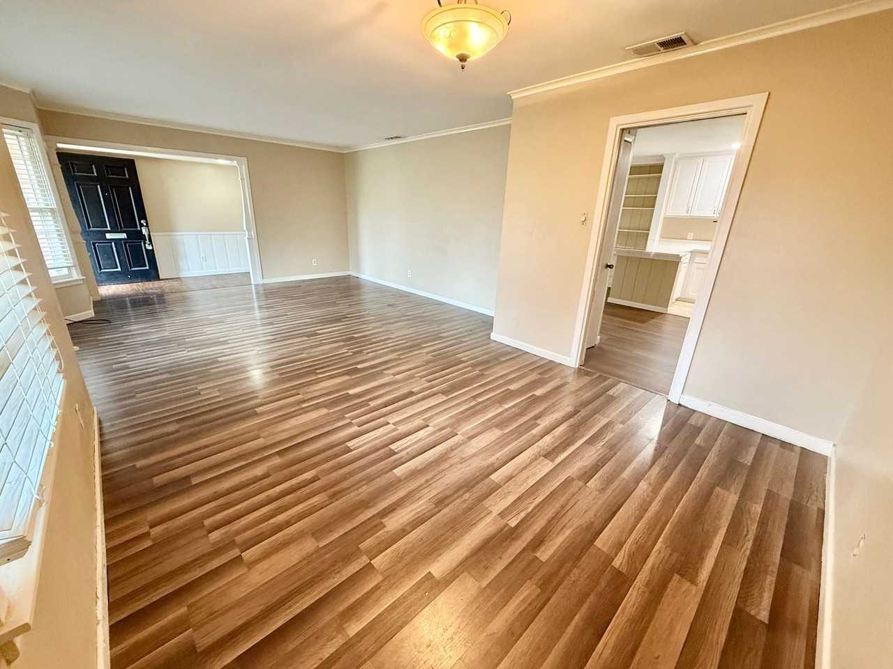 3325 Mcmillan Dr - Photo 4 of 27