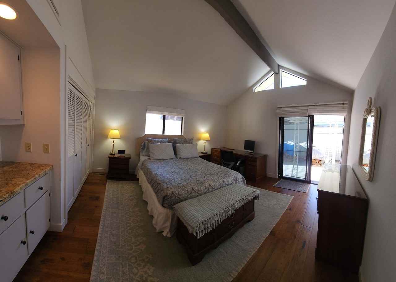 270 E Foothill Blvd - Photo 7 of 50