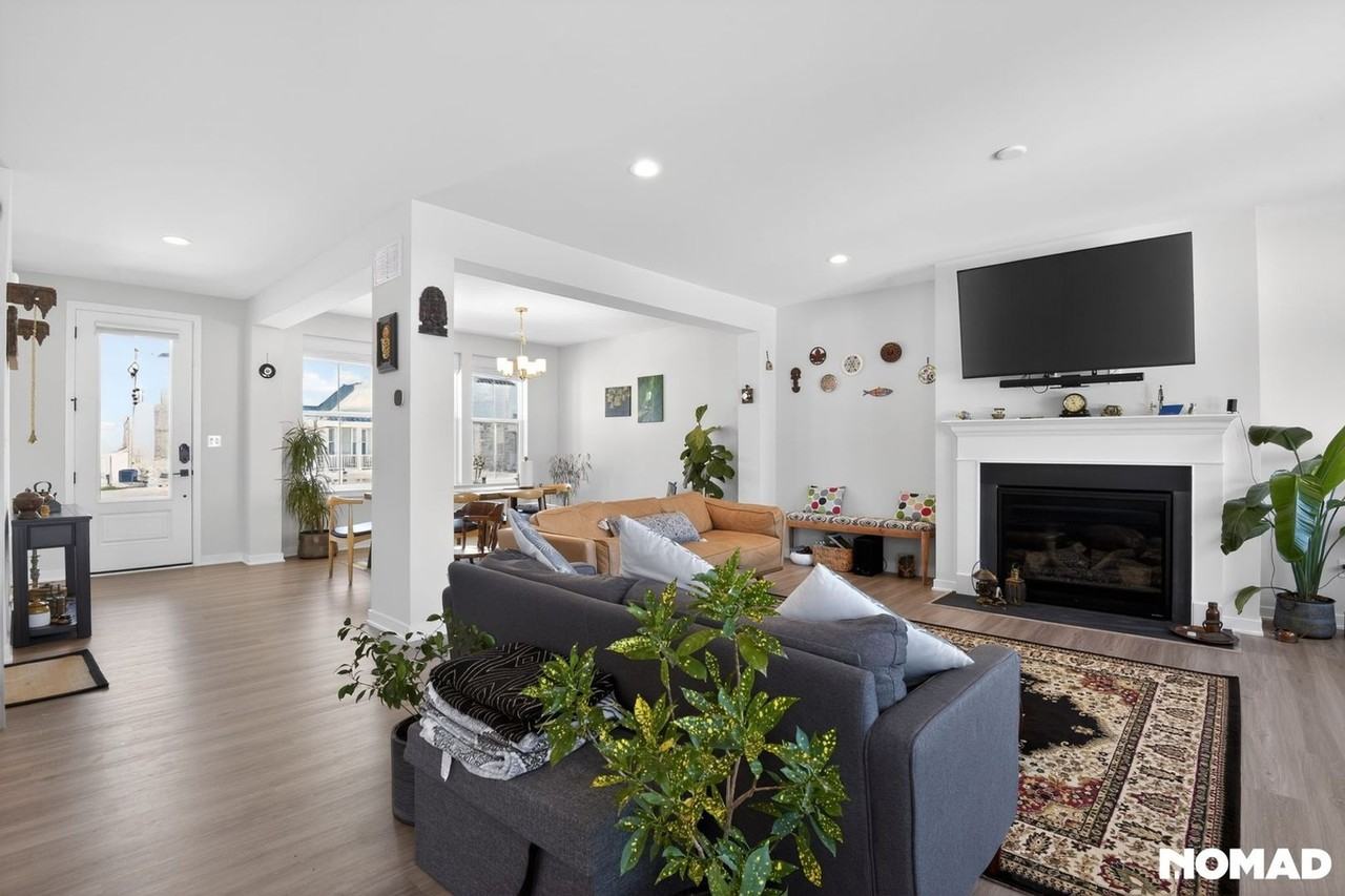 139 S Lores Landing Rd - Photo 3 of 32