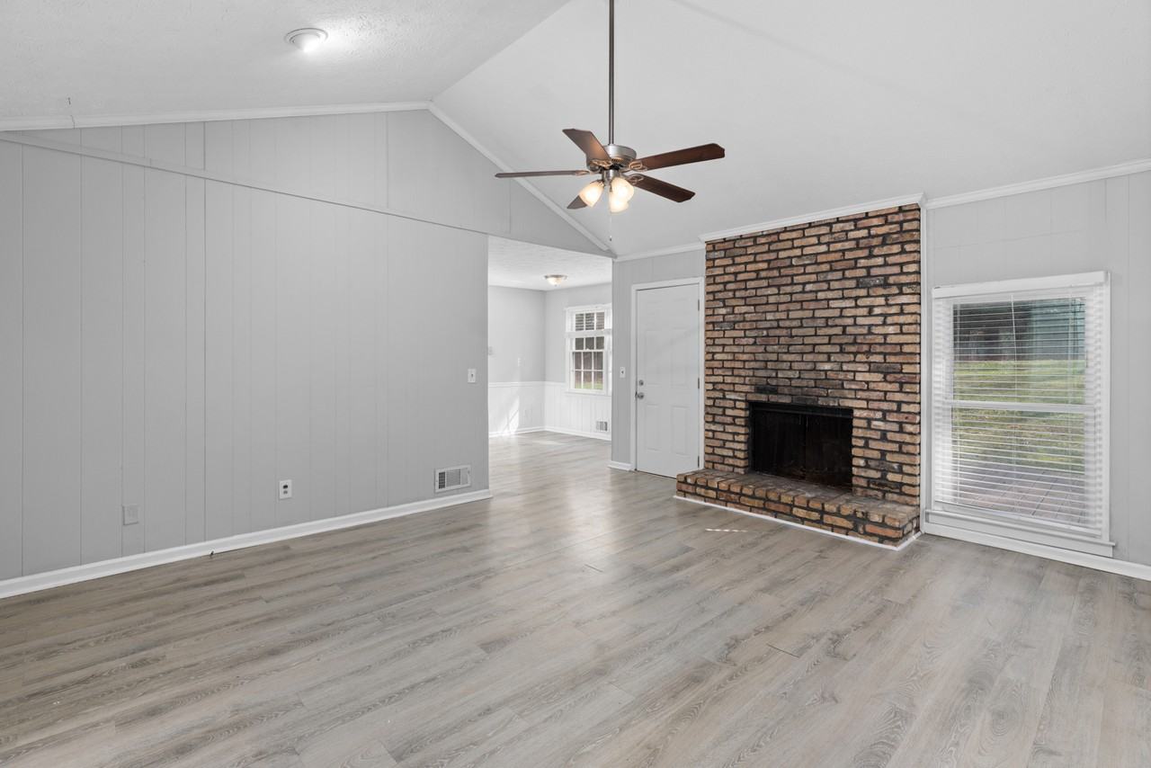 2577 Sandpiper Dr - Photo 6 of 20