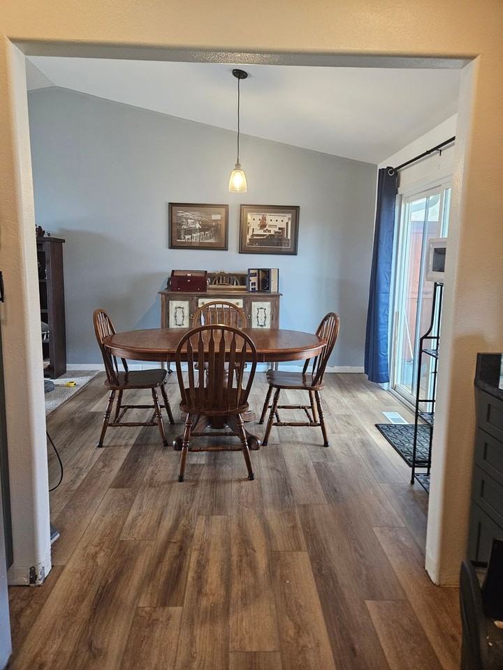 1019 N 24th St - Photo 3 of 11