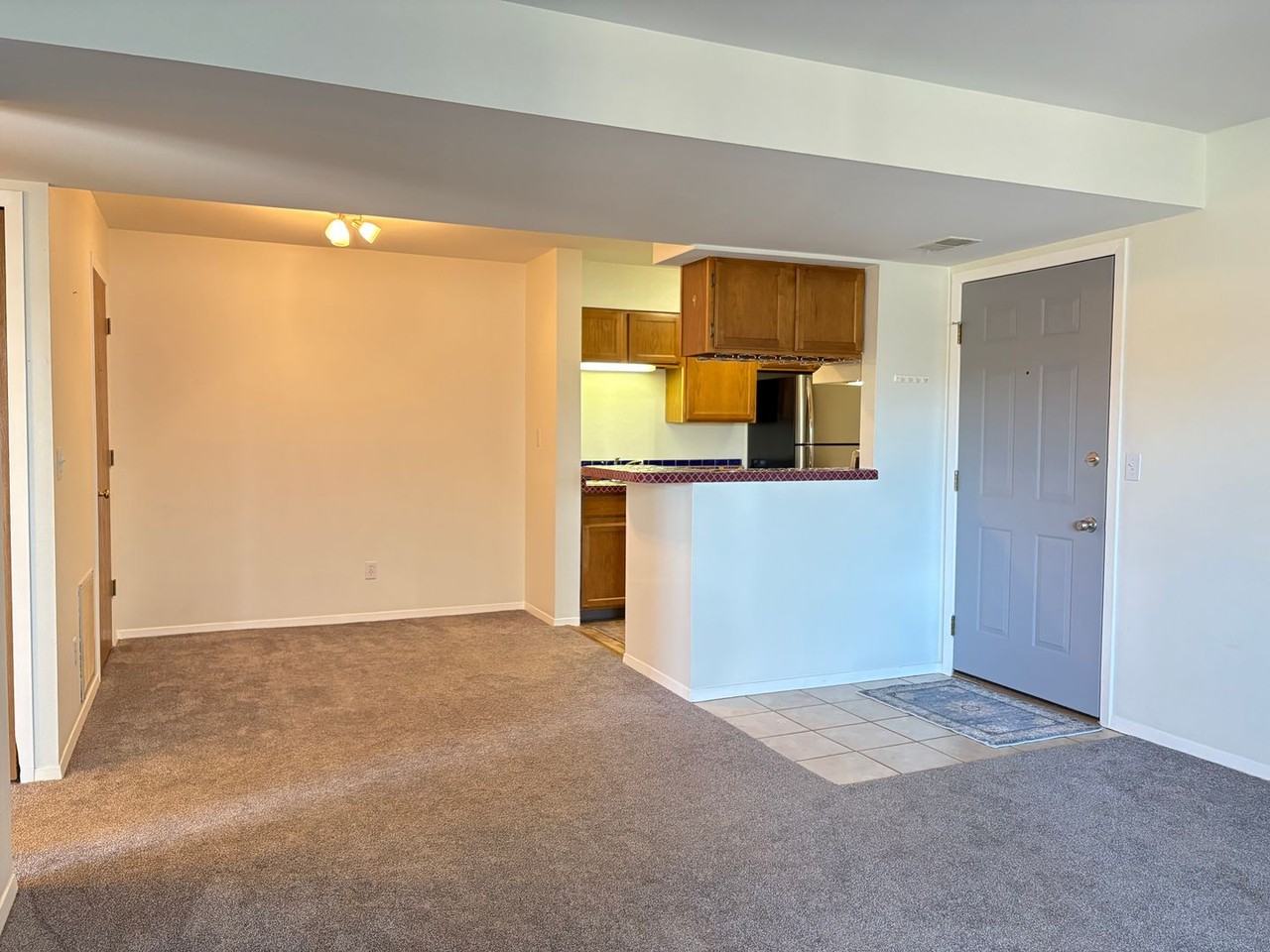 4660 White Rock Cir #9 - Photo 6 of 23