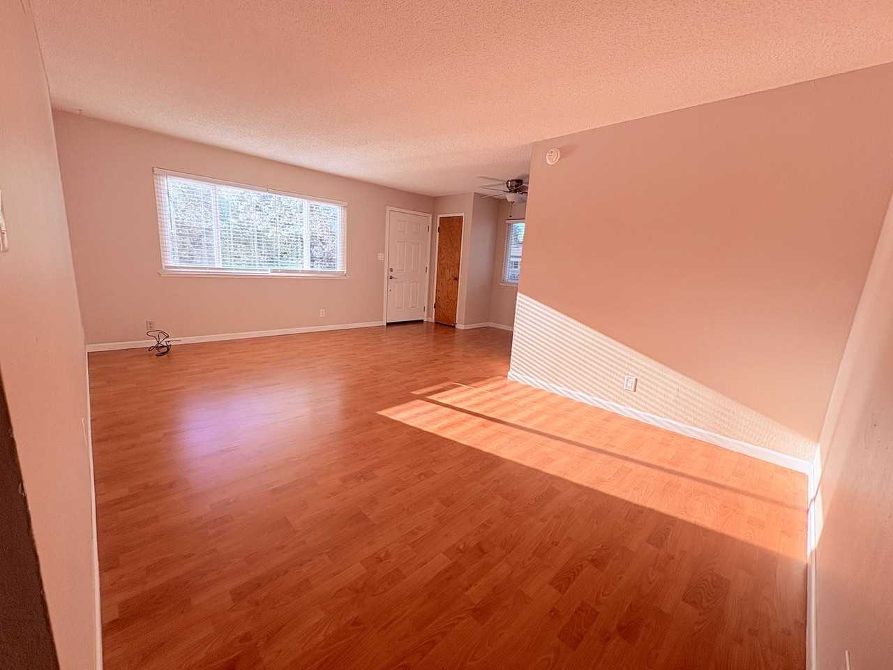 5154 Connecticut Dr #4 - Photo 6 of 9