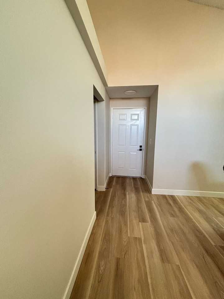 36829 Burroughs Way - Photo 4 of 28