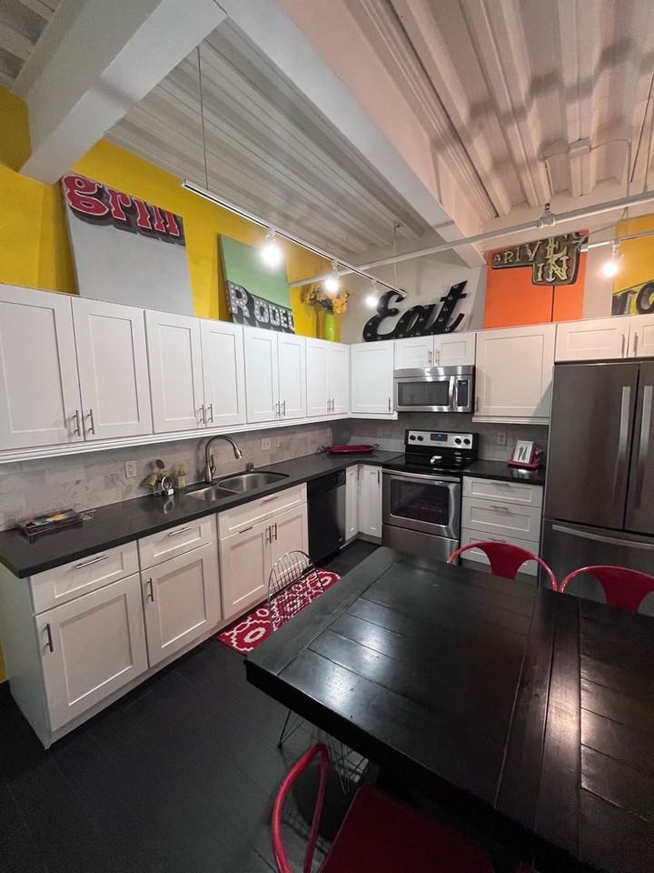 524 Central Ave Se - Photo 2 of 17