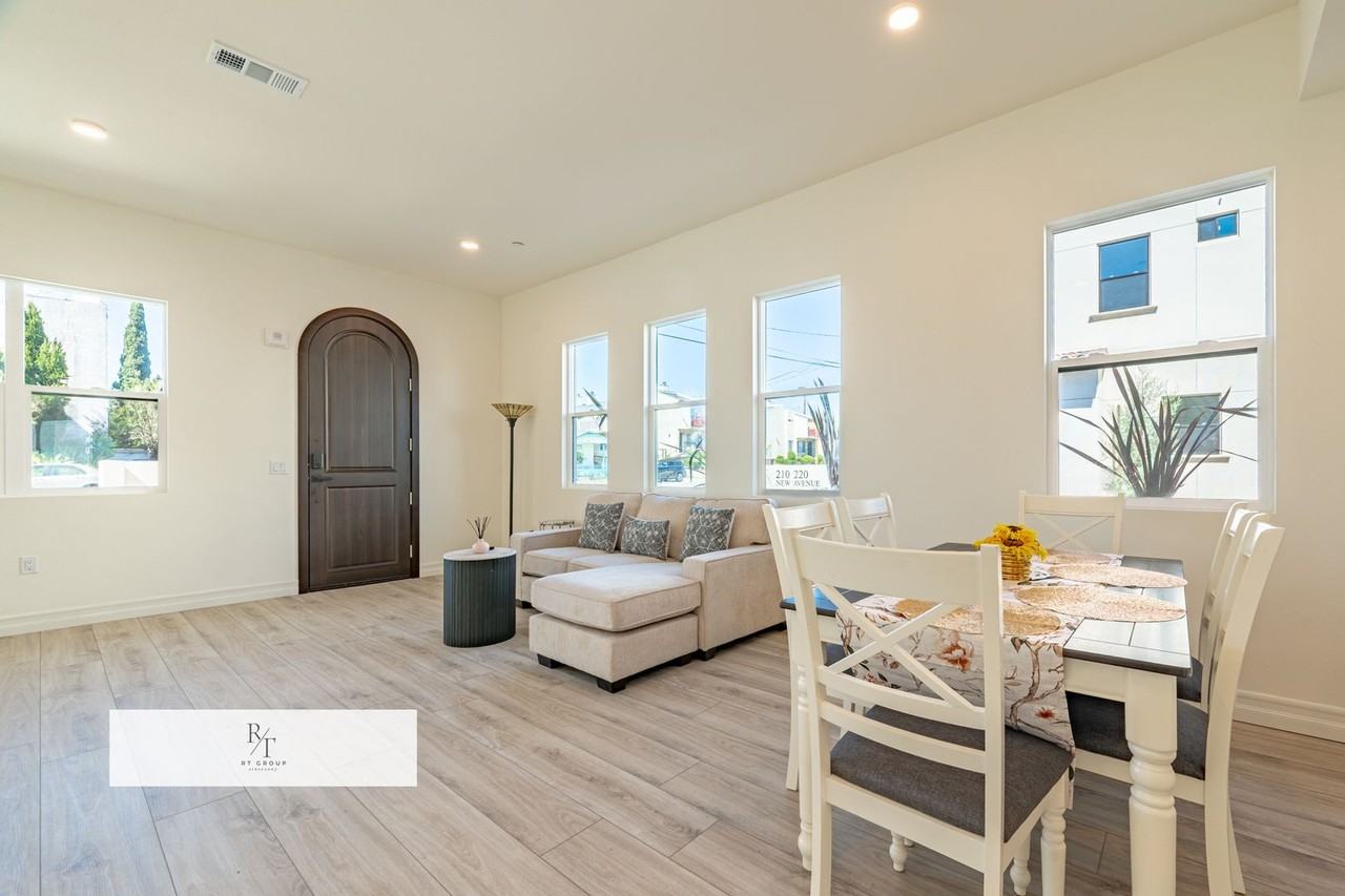 126 N New Ave - Photo 7 of 35