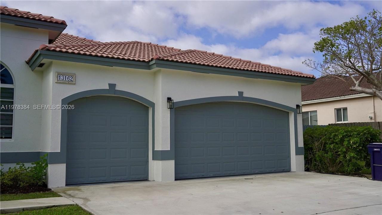 13162 Sw 191st Ter - Photo 6 of 10