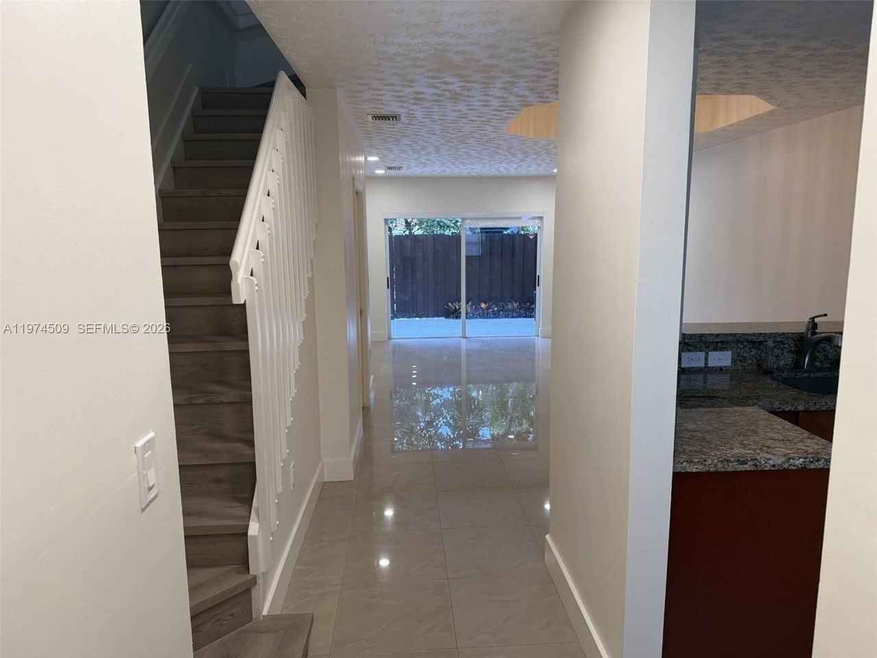 14224 Sw 121st Pl - Photo 3 of 10