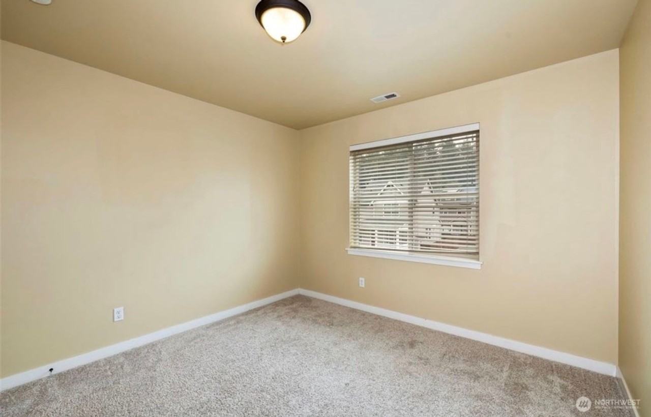 8473 Willowberry Ave Nw - Photo 4 of 19