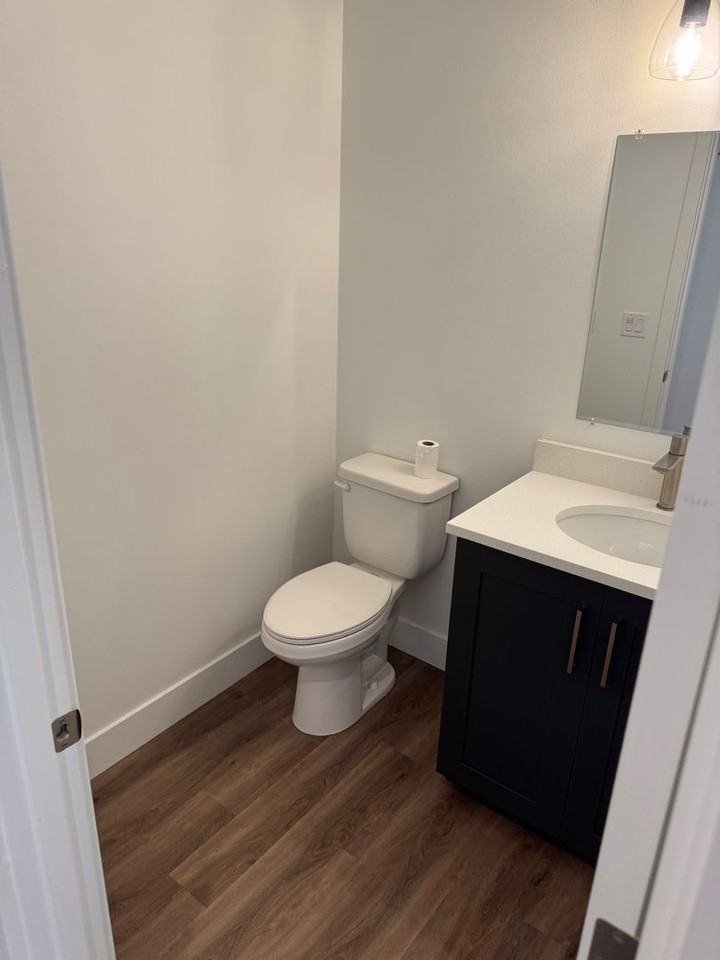 1970 Amazon Pkwy - Photo 7 of 16