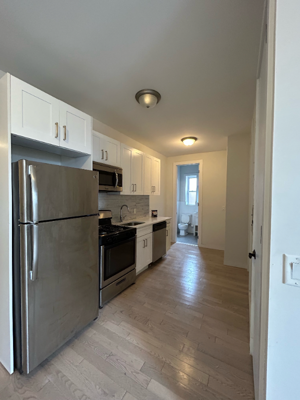 35 Kensington Ave #E4 - Photo 5 of 8