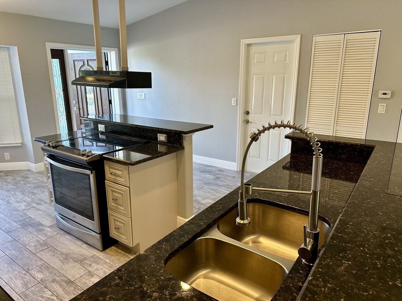 473 Flamingo Blvd #A - Photo 4 of 15