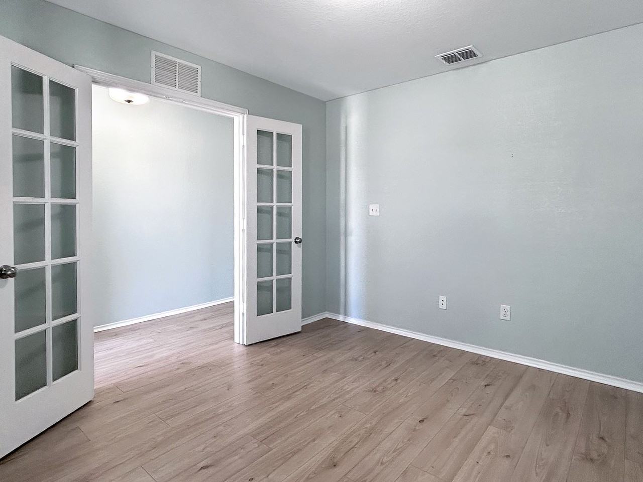 11836 Silver Chase - Photo 2 of 22